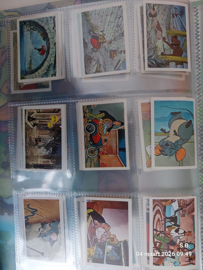 Aristocats verzamelplaatjes uit 1972 - V.I.U., Hobby en Vrije tijd, Stickers en Plaatjes, Verzenden, Gebruikt, Meerdere plaatjes