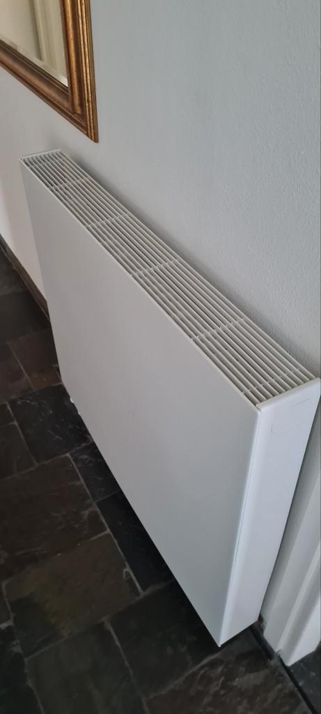 Nieuwe Sentimo radiator ombouw RAL 9010 - 180x35x17cm, Doe-het-zelf en Verbouw, Verwarming en Radiatoren, Nieuw, Overige typen