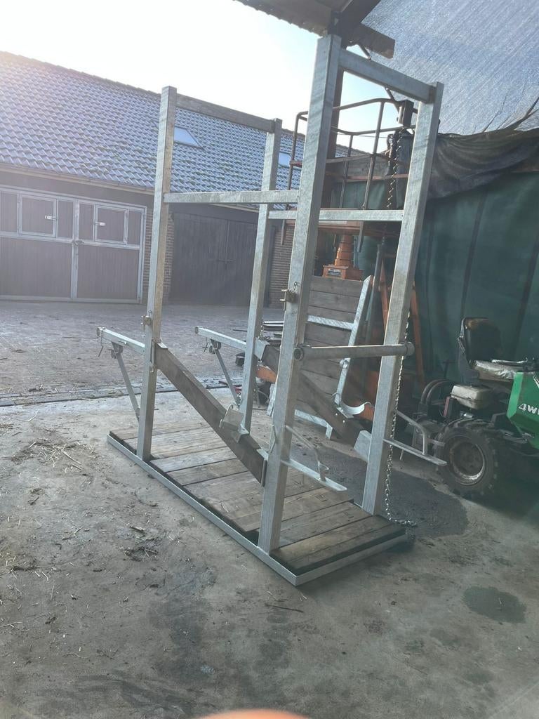Hoefstal, bekapbox trekpaard, Dieren en Toebehoren, Paarden en Pony's | Hoofdstellen en Tuigage, Ophalen, Nieuw, Overige soorten