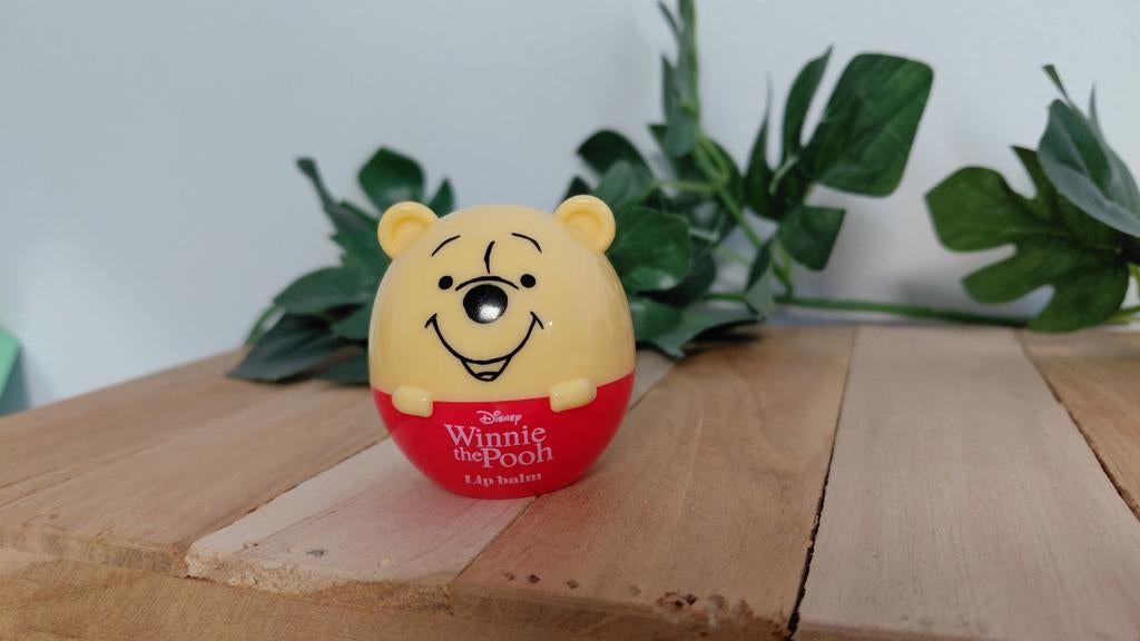 Disney lipgloss Winnie the pooh, Verzamelen, Disney, Zo goed als nieuw, Beeldje of Figuurtje, Winnie de Poeh of vrienden, Ophalen of Verzenden