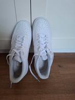 Nike witte sneakers maat 47 zo goed als nieuw, Kleding | Heren, Schoenen, Wit, Nike, Ophalen of Verzenden, Sneakers of Gympen