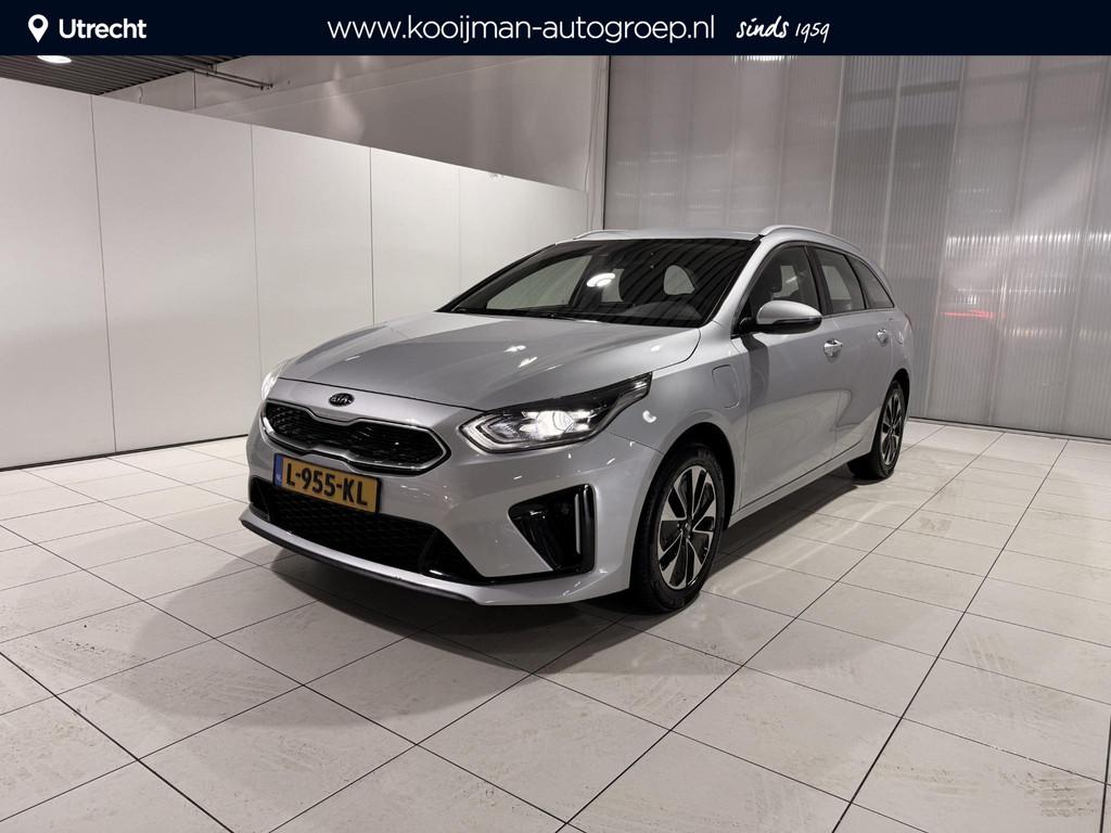 Kia Ceed Sportswagon 1.6 GDI PHEV DynamicLine Plug-in, Apple, Stof, Gebruikt, 1508 kg, Zilver of Grijs