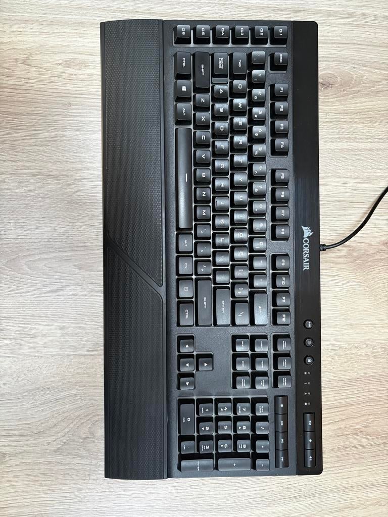 Corsair Toetsenbord K55 - RGB, Gebruikt, Netjes, Bedraad, Computers en Software, Toetsenborden, Ophalen, Gebruikt, Multimediatoetsen