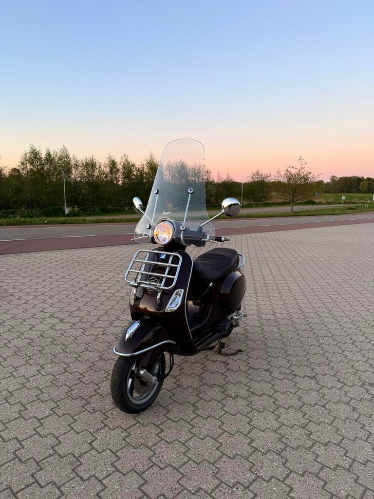 Vespa LX50 4T TOURING, Fietsen en Brommers, Scooters | Vespa, Ophalen, Zo goed als nieuw, Benzine, 50 cc