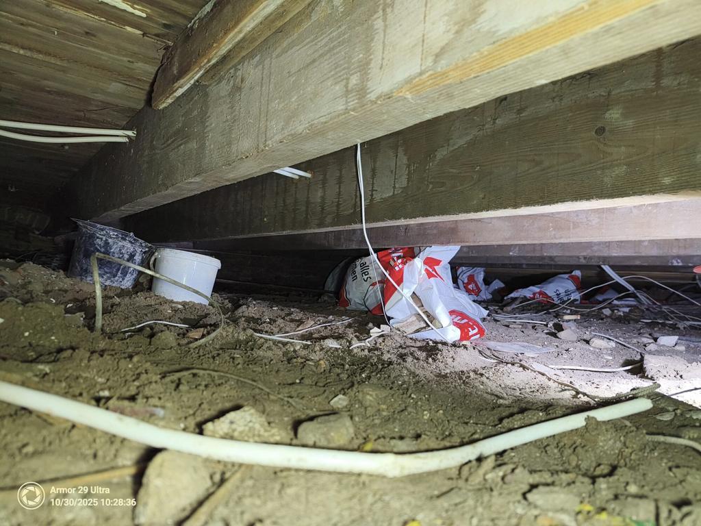 Kruipruimte opruimen|Bereikbaar maken|isolatie verwijderen, Doe-het-zelf en Verbouw, Isolatie en Afdichting, Ophalen of Verzenden