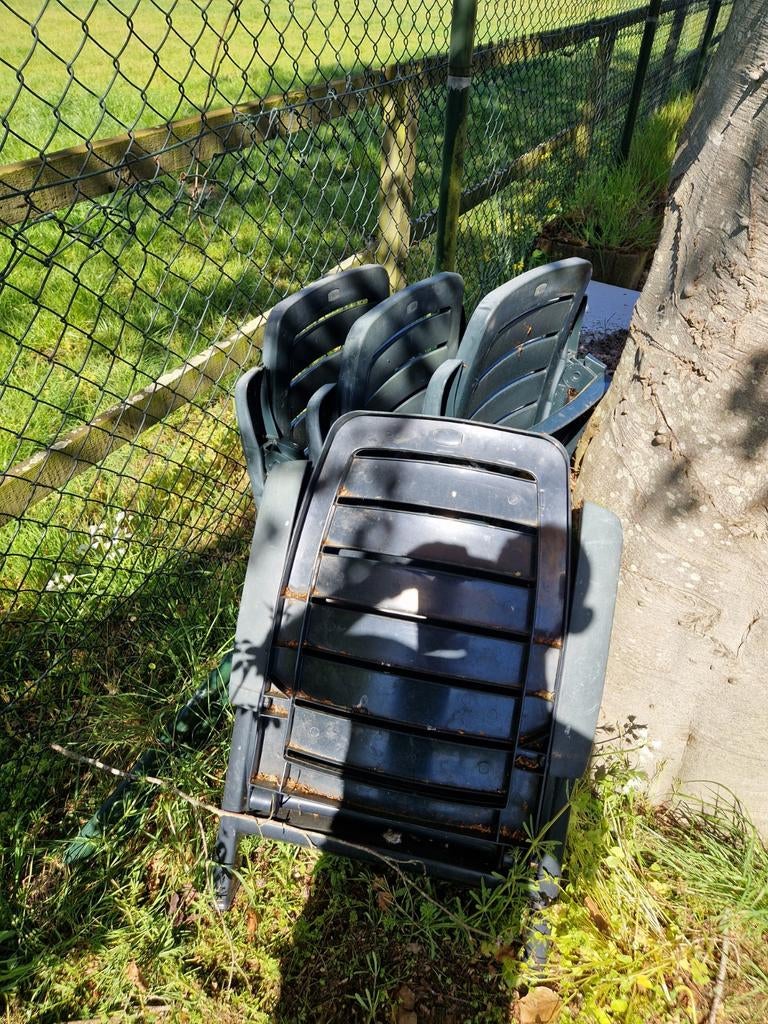 Gratis 4x kunststof tuinstoelen, Tuin en Terras, Ophalen, Gebruikt, Kunststof