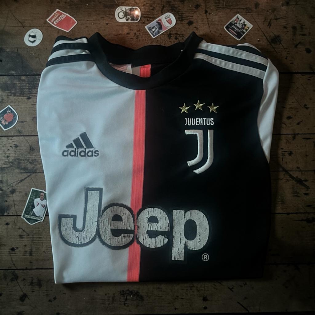 Juventus Thuisshirt - Zwart/Wit met Jeep logo, Ophalen of Verzenden, Gedragen, Maat 48/50 (M), Zwart