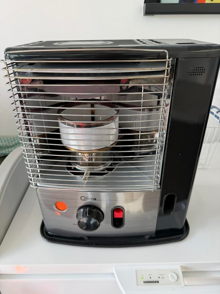 Qlima r8128sc-2, Huis en Inrichting, Kachels, Ophalen of Verzenden, Zo goed als nieuw, Overige brandstoffen, Petroleumkachel