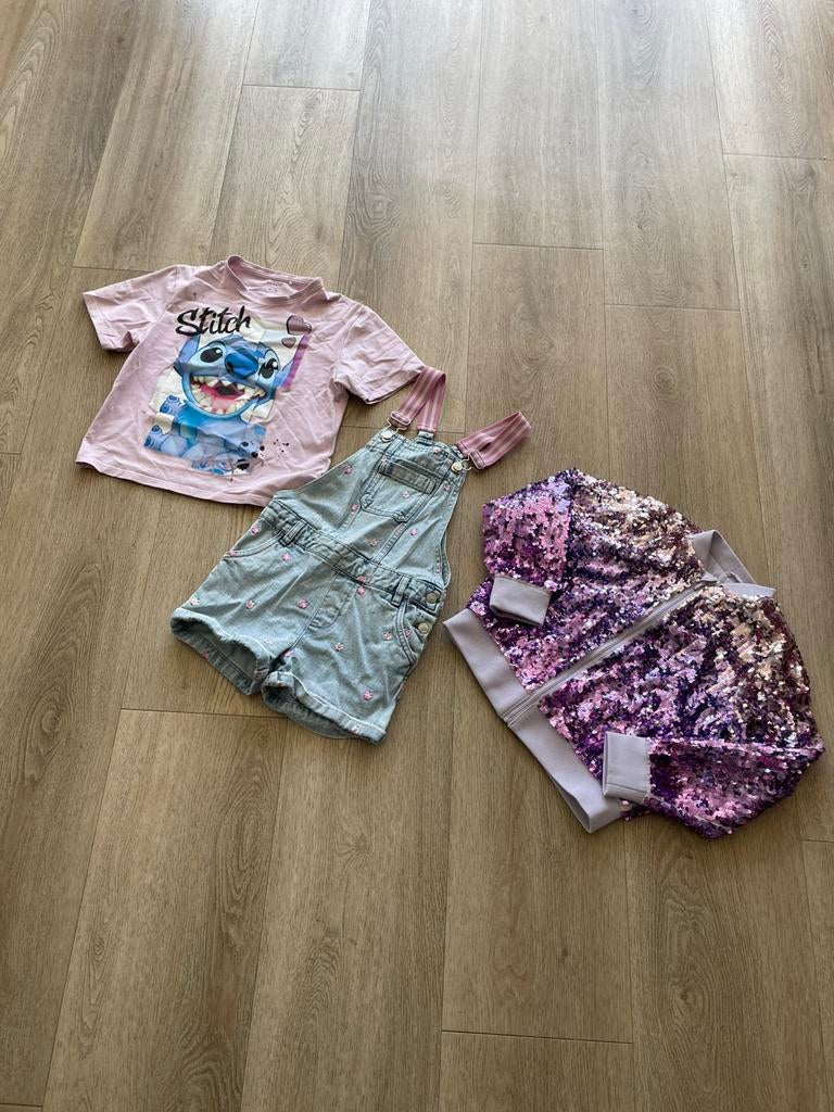 Leuke set: korte tuinbroek, shirt en jasje, maat 122 / 128, Ophalen of Verzenden, Zo goed als nieuw, Meisje, Setje