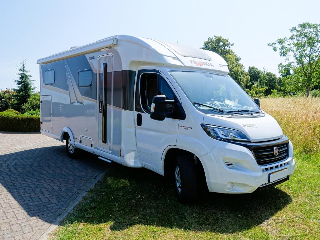 Frankia T 72 GD Exclusive met levelsysteem, Caravans en Kamperen, Campers, Achteruitrijcamera, Ringverwarming, Fiat, Tot en met 2