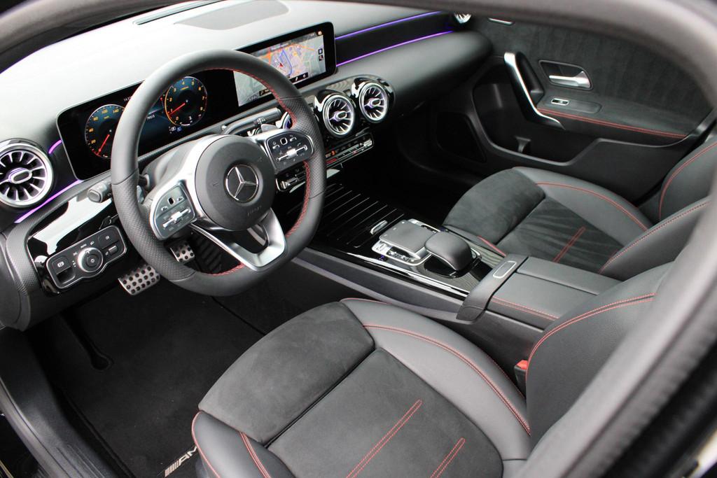 Mercedes-Benz A-Klasse 200 AMG Camera | LED | Stoelverwarmin, Stof, Gebruikt, 4 cilinders, Emergency brake assist