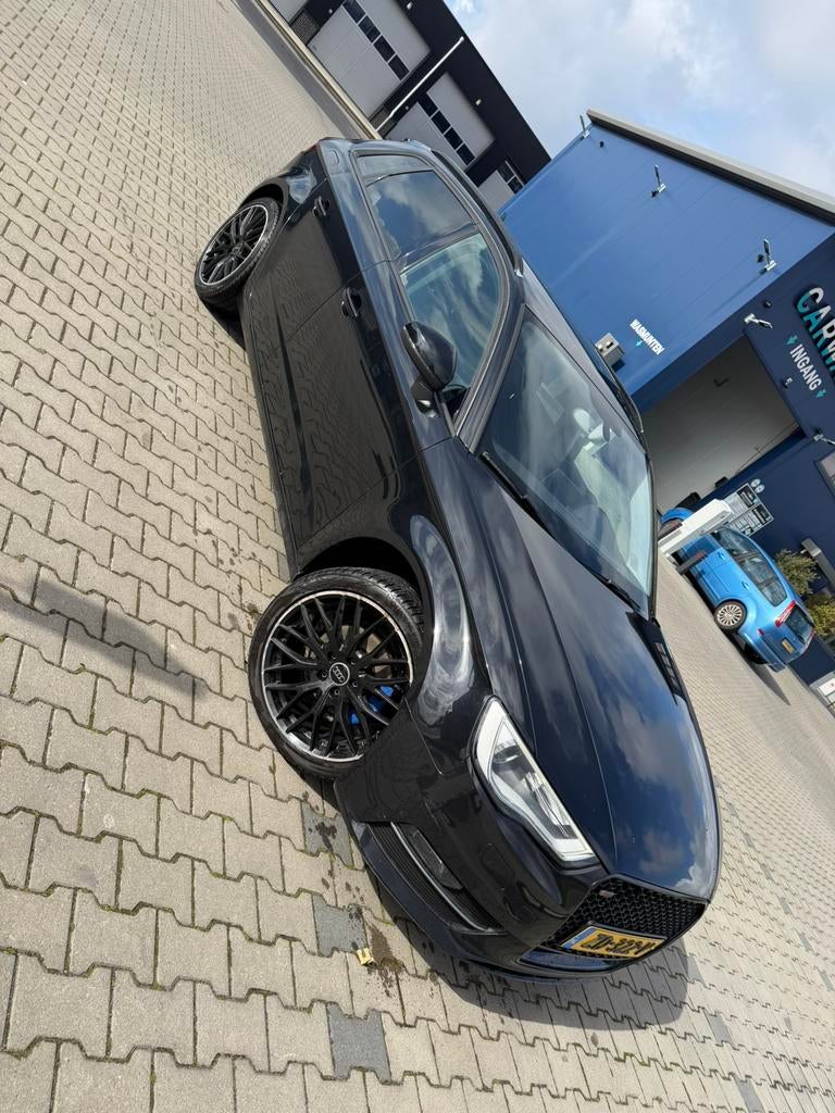 Audi A3 1.4 Tfsi 90KW Sportback 2014 Zwart, Auto's, Voorwielaandrijving, Multifunctioneel stuurwiel, Zwart, 4 cilinders
