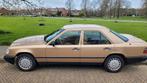Mercedes w124 300e automaat oldtimer, Auto's, Automaat, Achterwielaandrijving, Beige, Bruin