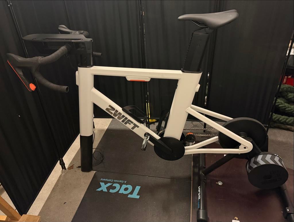 Zwift Ride + KICKR CORE, Minder dan 10 versnellingen, Aluminium, Zo goed als nieuw, Ophalen