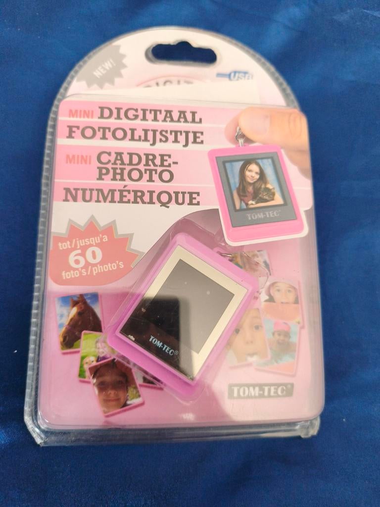 Digitaal fotolijst voor 60 Foto.s nieuw, Ophalen of Verzenden, Nieuw