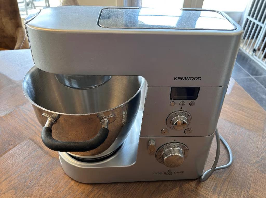 Kenwood Cooking Chef Major Model KM080 met accessoires, Witgoed en Apparatuur, Keukenmixers, Gebruikt, 4 liter of meer, 3 snelheden of meer
