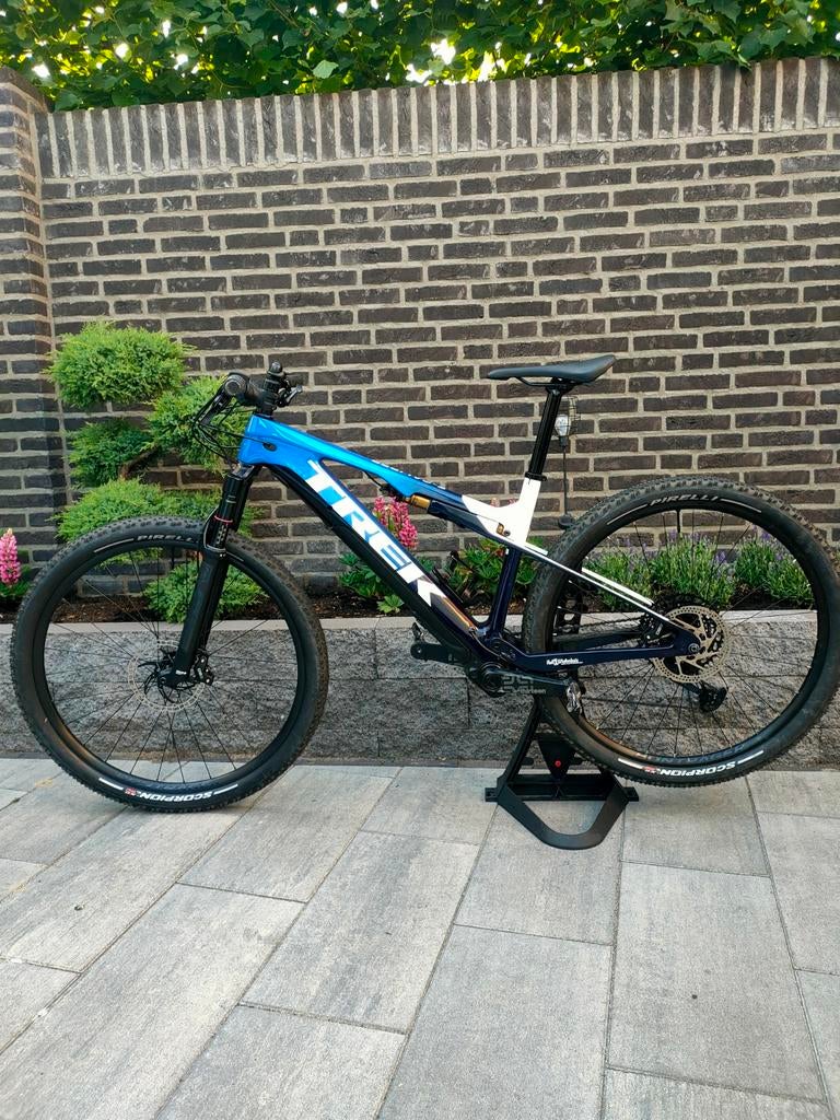 Trek E-Caliber L Carbon E-MTB, 47 tot 51 cm, Ophalen, Zo goed als nieuw, Overige merken
