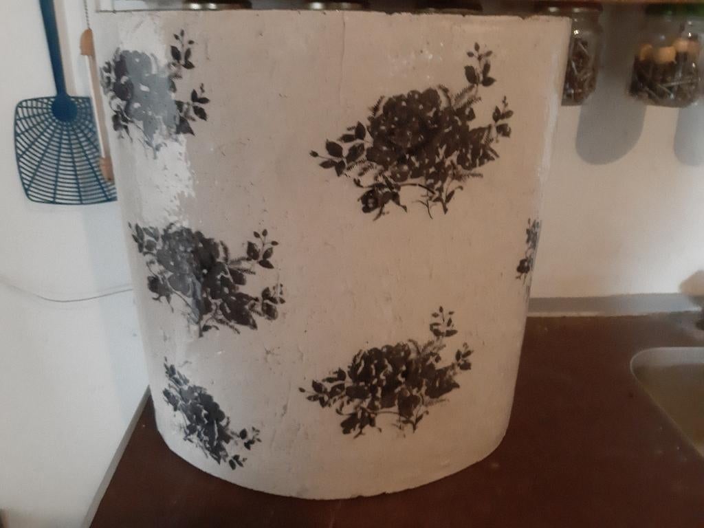 grote zware bloempot, Tuin en Terras, Bloempotten, Ophalen, Steen, Rond, Binnen