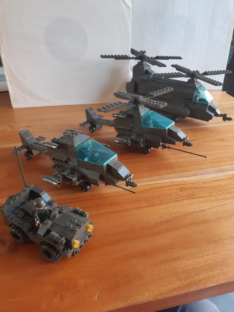 Legervoertuigen lego  set 1 sluban, Ophalen, Groter dan 1:32, Auto, Overige merken