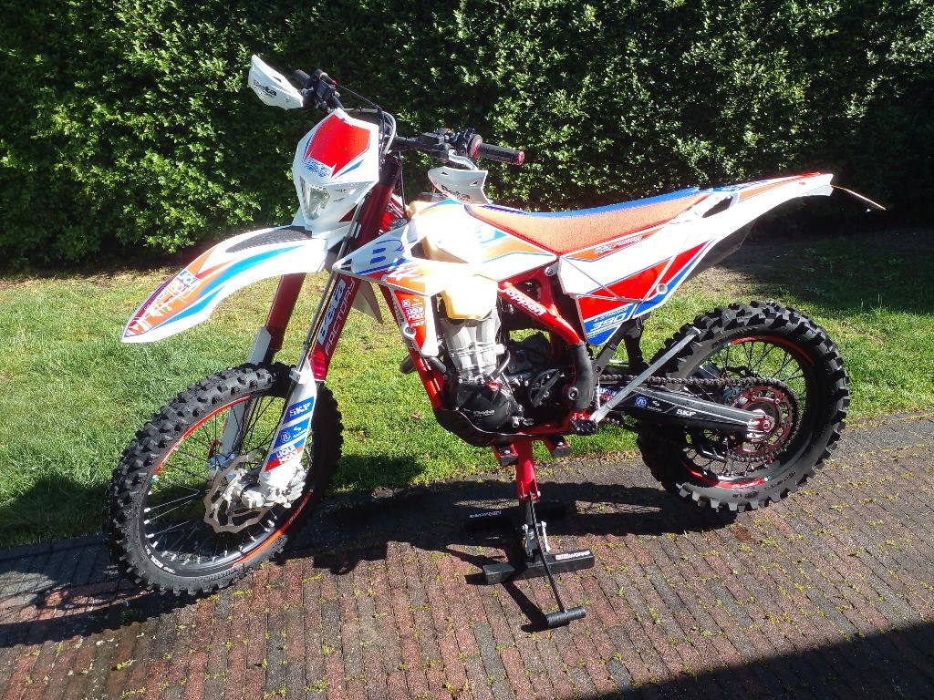 Beta RR 390 factory racing, Motoren, Occasion, Motorrijbewijs A, Particulier, Enduro