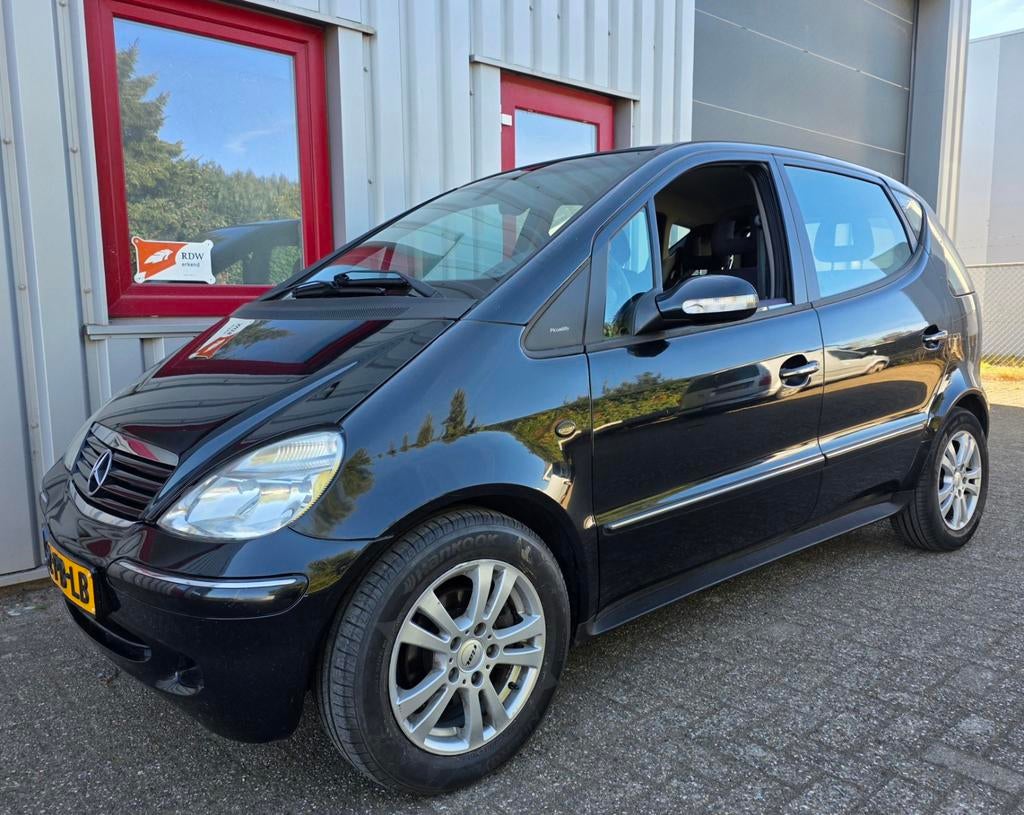 ✅ Mercedes-Benz A-Klasse A160 Elegance, Automaat, Nieuwe APK, Metallic lak, Stof, 40 €/maand, 4 cilinders