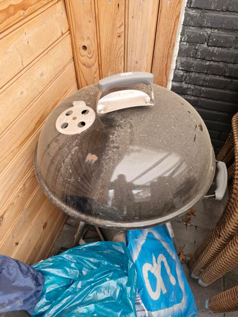 Gratis af te halen: Gebruikte Weber BBQ, Tuin en Terras, Houtskoolbarbecues, Ophalen, Gebruikt, Weber