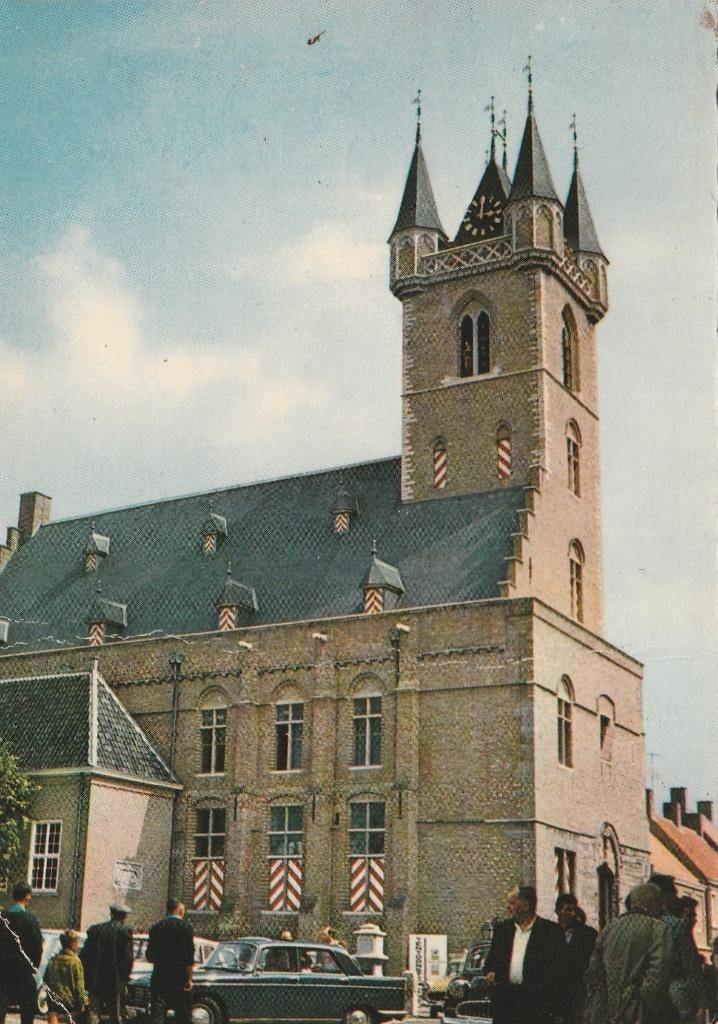 SLUIS Stadhuis met Peugeot 404, Verzenden, 1960 tot 1980, Gelopen, Zeeland