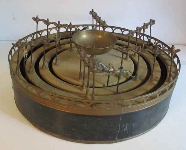 heel oude antieke ronde jeu de course paarden vr cafe, Antiek en Kunst, Antiek | Speelgoed, Verzenden