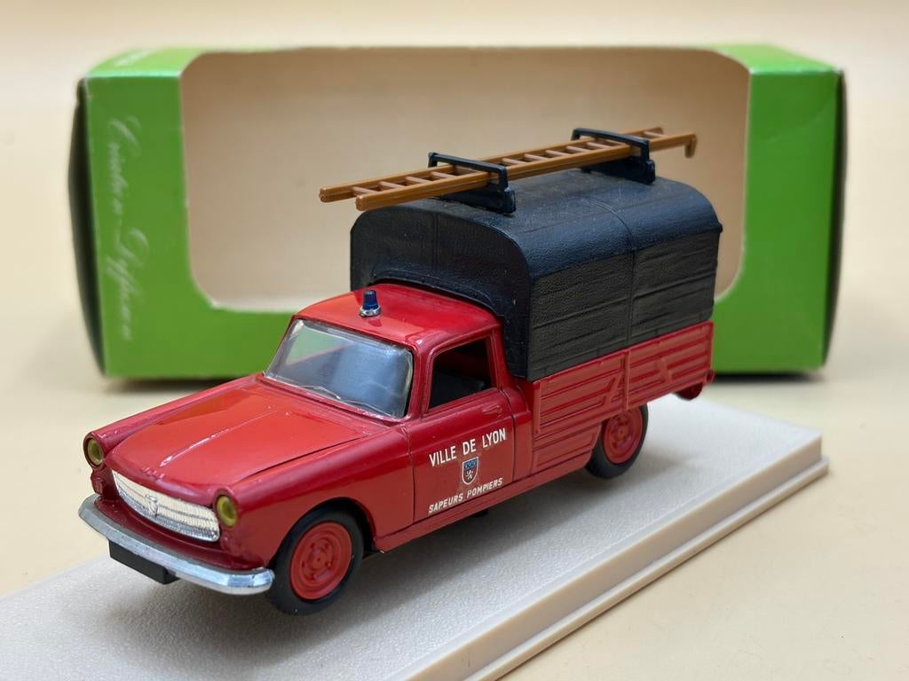 Peugeot - 404 Pick-Up Baché 1964 - Eligor - 1/43 - Autos Miniatures