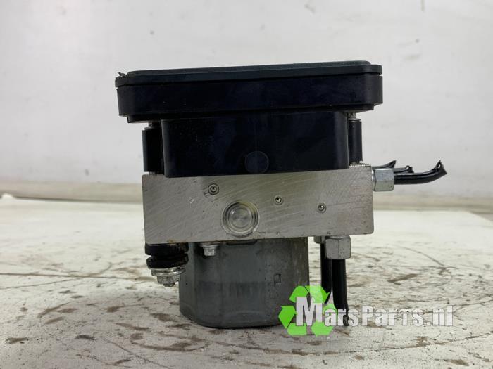 ABS Pomp van een Nissan Micra, Auto-onderdelen, Gebruikt, -, -, Ophalen of Verzenden