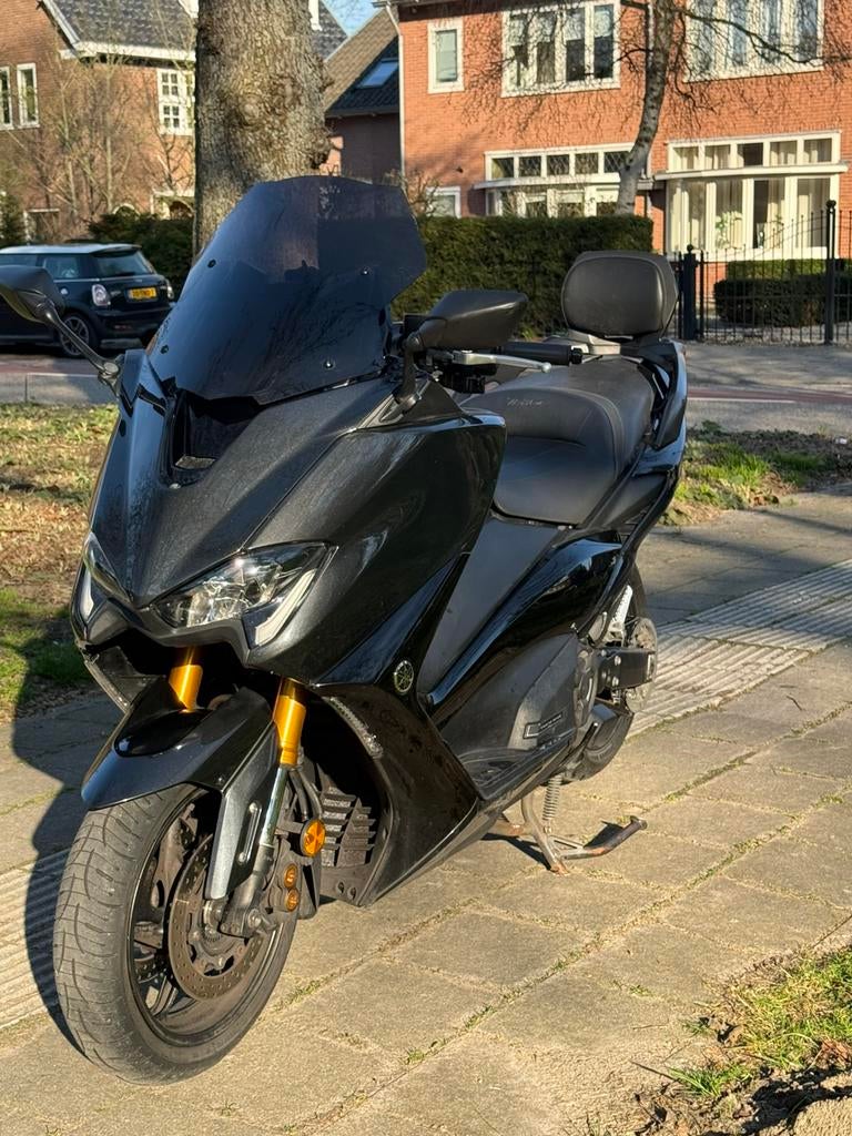 Yamaha tmax 560 full option custom kleur, Motoren, Motoren | Yamaha, Bedrijf, Scooter, Ophalen of Verzenden