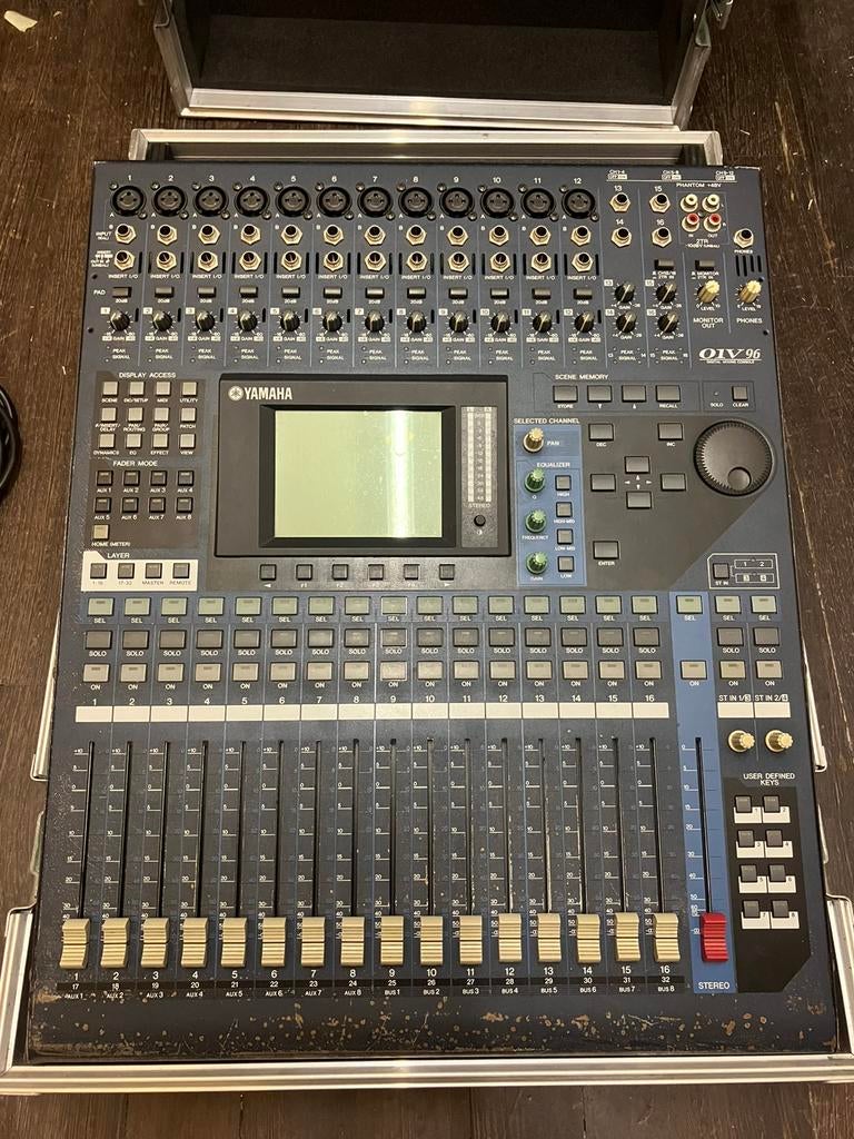 Yamaha O1V96 v2 + flightcase, Gebruikt, Info@audiobizz.nl, Overige typen, Edisonweg 22  3291 CK Strijen