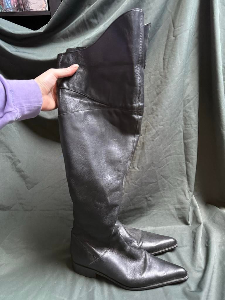 Zwarte hoge leren laarzen met punt teen, maat 40, Ophalen of Verzenden, Gedragen, Zwart, Hoge laarzen