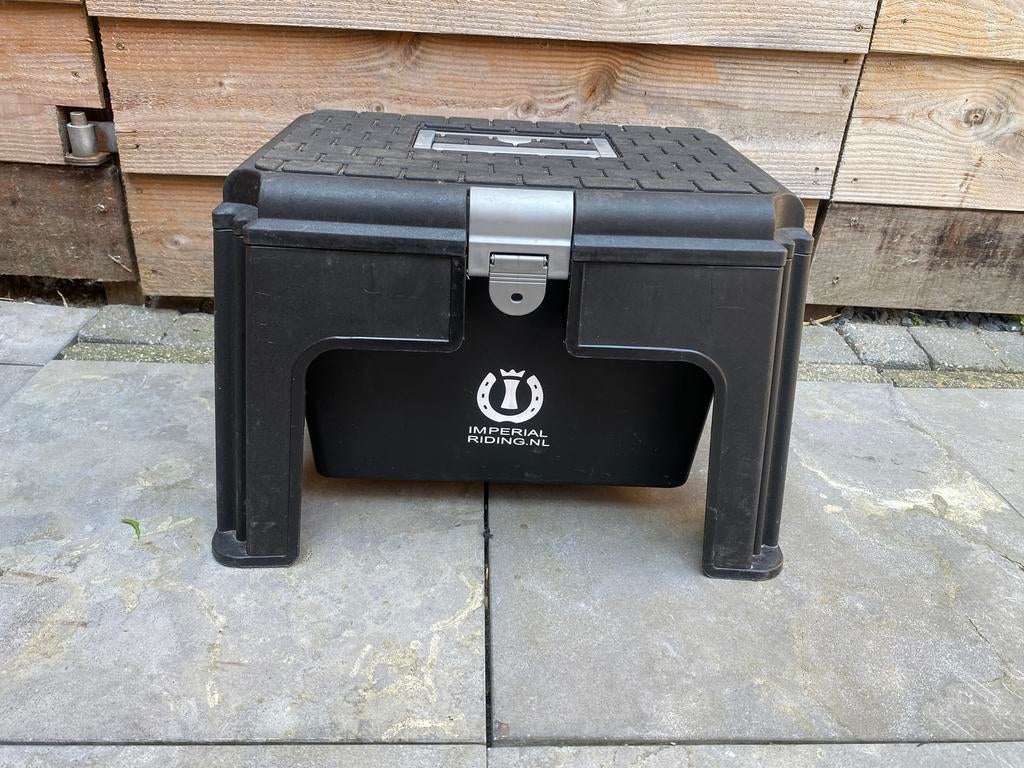 Imperial Riding/Opstapje/Poetskoffer/Poetsbak, Dieren en Toebehoren, Paarden en Pony's | Overige Paardenspullen, Ophalen, Nieuw