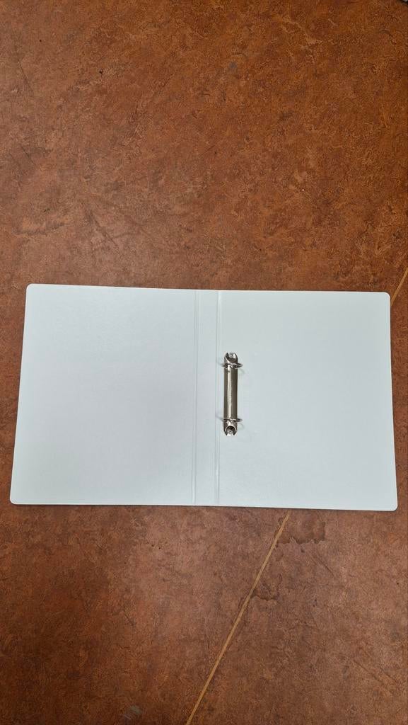 46 nieuwe A4 mappen - Ideaal voor kantoor of thuis, Ophalen of Verzenden, Overige typen