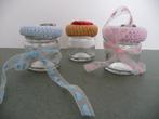 3 Lieve baby opberg potjes met haakwerk op deksel., Ophalen of Verzenden, Nieuw