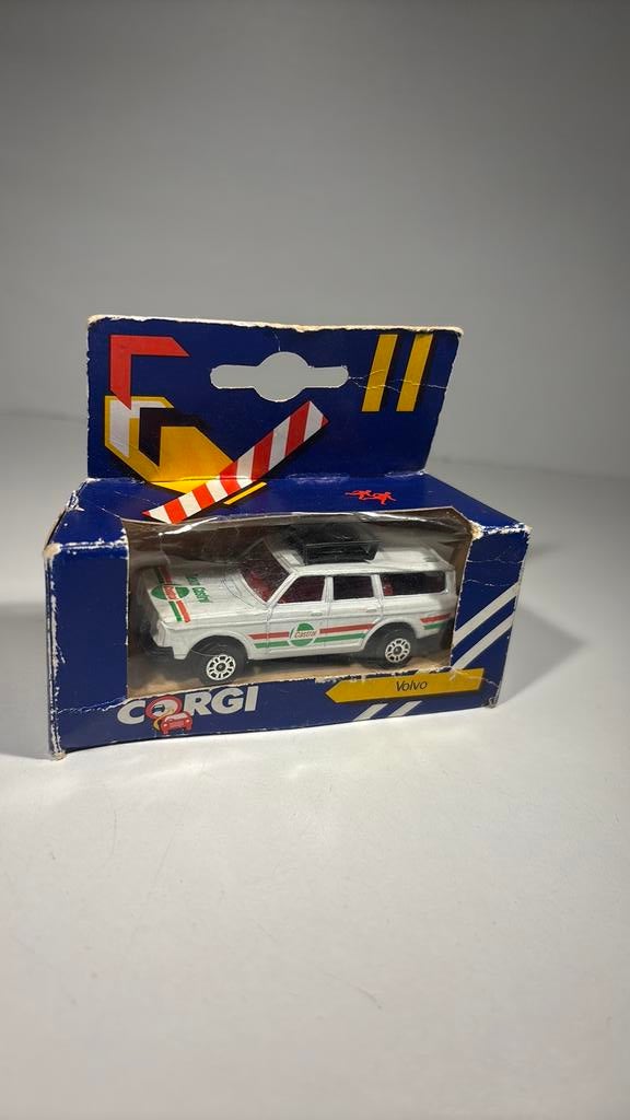 Volvo castrol corgi 1.64, Hobby en Vrije tijd, Modelauto's | Overige schalen, Auto, Ophalen of Verzenden, A, A