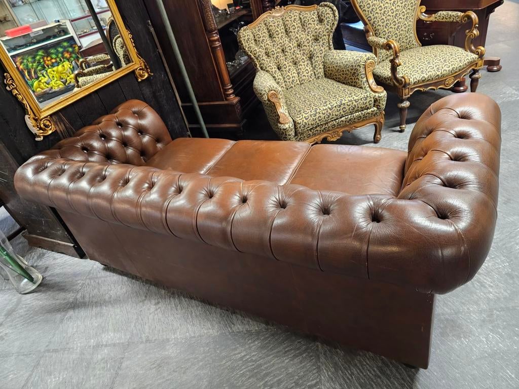 Bruine Chesterfield bank, Ophalen, Gebruikt, 75 tot 100 cm, Nvt