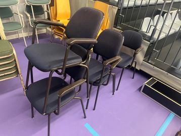 Set van 5 blauwe stoelen beschikbaar voor biedingen