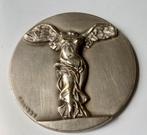 Penning met afbeelding van engel zonder hoofd. Fraisse., Ophalen of Verzenden, Overige materialen
