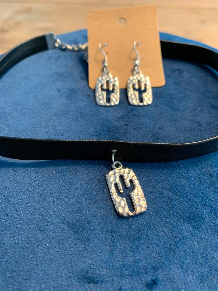 Cactussen, Sieraden, Tassen en Uiterlijk, Oorbellen, Nieuw, Hangers, Overige materialen, Zilver, Ophalen of Verzenden