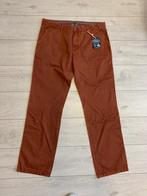 Mooie chino van Martomod maat L 34 / 38, Kleding | Heren, Maat 52/54 (L), Douwenmaat 8-3 Meppel, Info@again.nu, Bruin