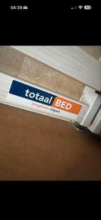 verstelbaar bed 140x200 + matras, Huis en Inrichting, Slaapkamer | Bedden, Overige materialen, Overige kleuren, Tweepersoons, Ophalen of Verzenden