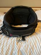 Brunotti trapaze rood M/L met kitesurf bar, Watersport en Boten, Kitesurfen, Geen board, Ophalen, Gebruikt, Trapeze