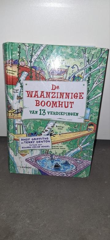 Terry Denton - De waanzinnige boomhut van 13 verdiepingen beschikbaar voor biedingen