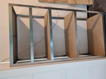 Stellingkast beschikbaar voor biedingen