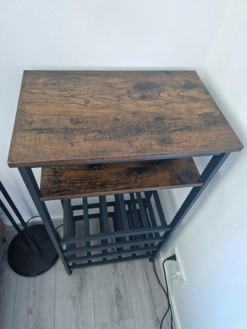 Industrieel wijnrek / kast met glazendragers, Huis en Inrichting, Woonaccessoires | Wijnrekken, Zo goed als nieuw, 75 cm of meer