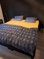 Boxspring 200x180x60 - 1 jaar oud - Wegens verhuizing, Ophalen, Gebruikt, Zwart, Tweepersoons
