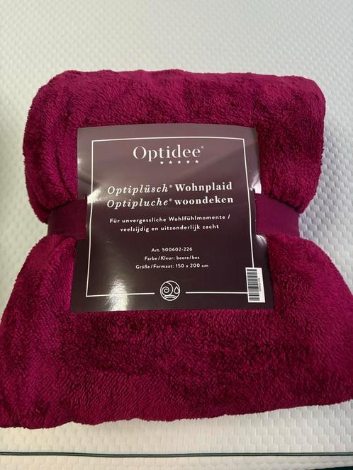 Optipluche Woondeken - Bes - 150x200cm - Nieuw, Huis en Inrichting, Woonaccessoires | Plaids en Woondekens, Nieuw, Verzenden
