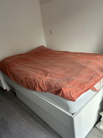 Ikea bed met lades 140 x 200